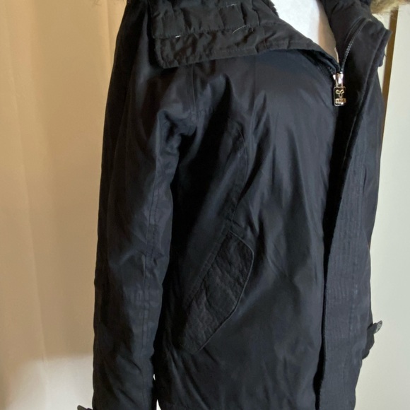 Aritzia TNA parka, black, size M - Picture 4 of 8